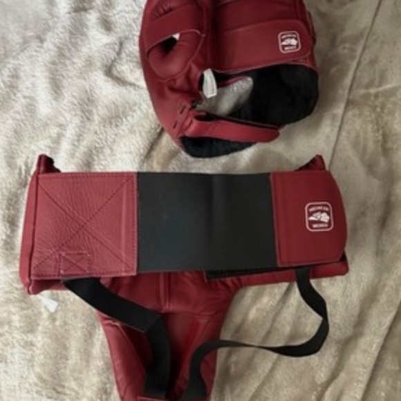 Everlast mx2 head gear and cup protector boxing - Picture 2 of 7